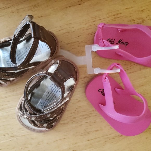 Girl's Summer Sandals and Flip Flops - 6m to 12 m - 2 - New - Picture 1 of 5